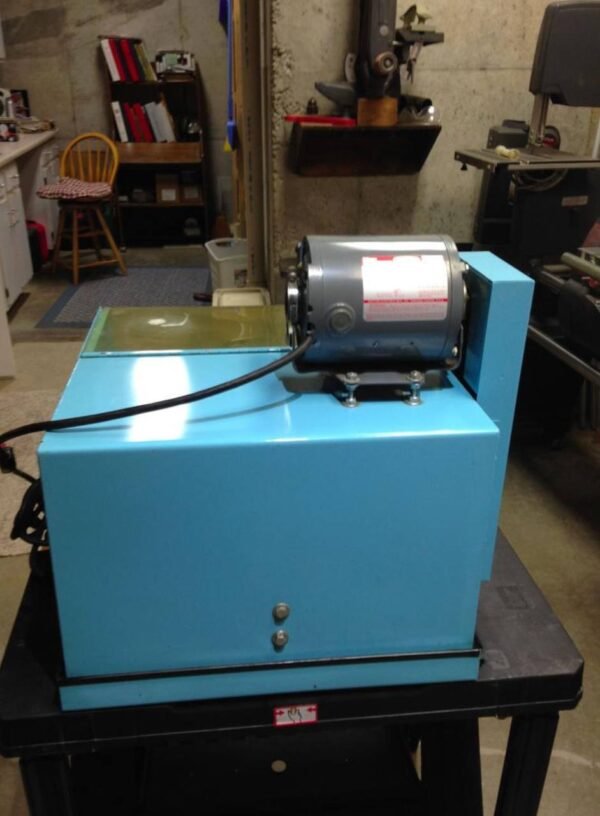 LORTONE ST-10, 10" LAPIDARY ROCK SLAB SAW - Image 4