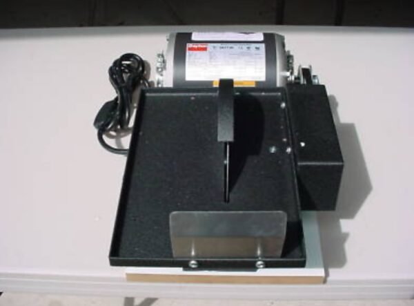 BRAND NEW 6" ROCK RASCAL TRIM SAW, COMPLETE ROCK SAW - Image 2