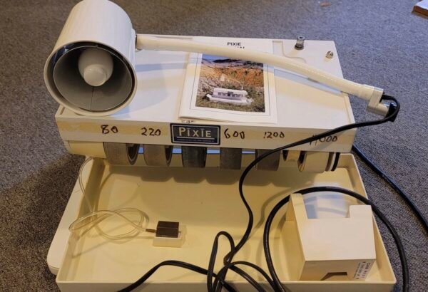 Pixie Gem Maker (portable lapidary machine) by Diamond Pacific Tool
Corporation. - Image 2
