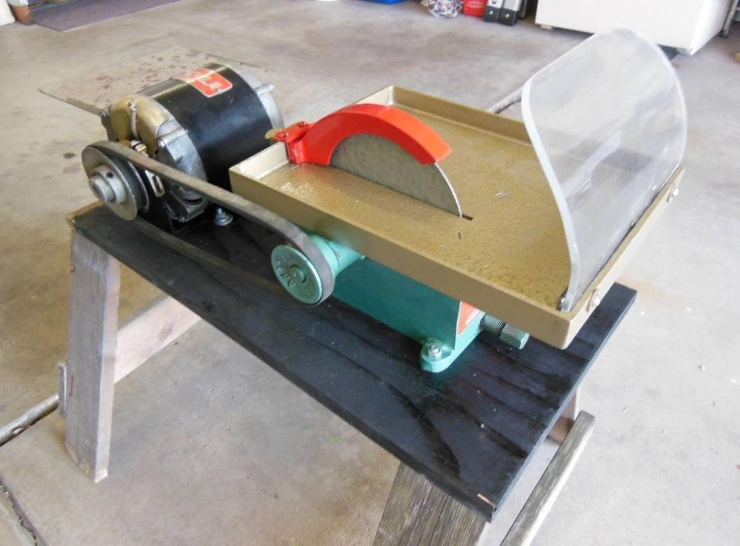 HIGHLAND PARK TS-6 TRIM LAPIDARY TRIM WITH 1/4 H.P. MOTOR AND NEW BLADE